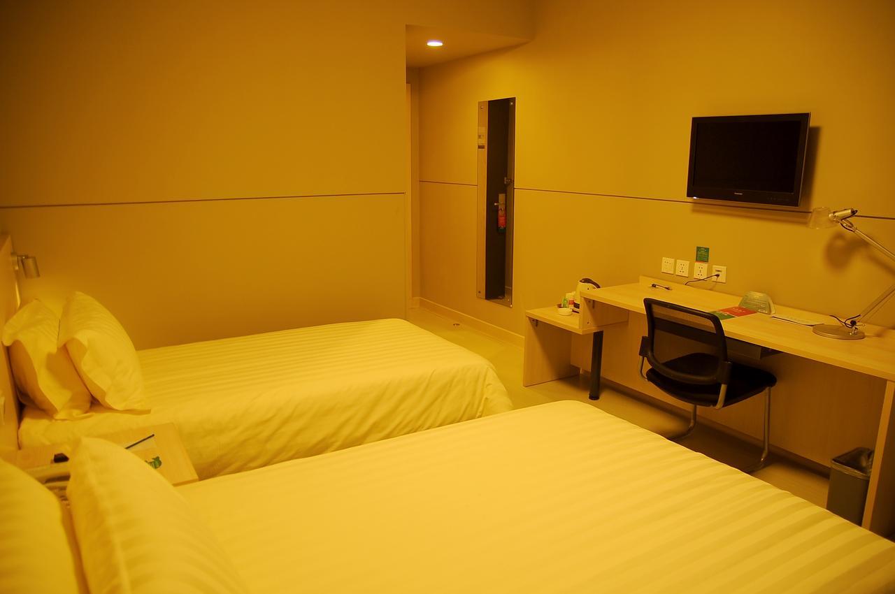 Jinjiang Inn Jining Guhuai Road מראה חיצוני תמונה